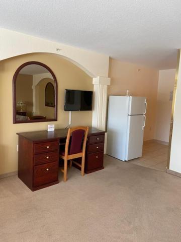 Western Budget Motel West Ред Диър Екстериор снимка
