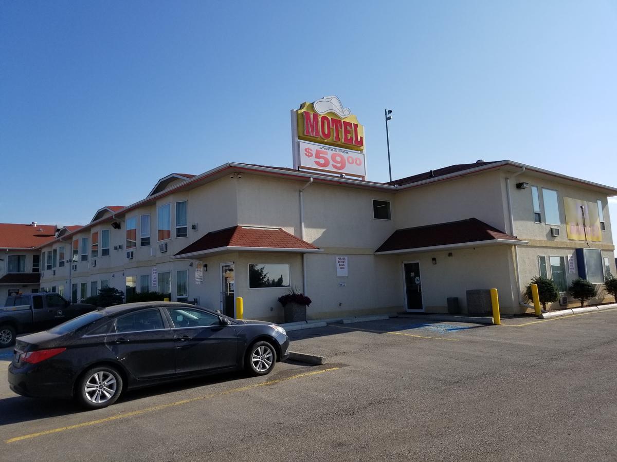 Western Budget Motel West Ред Диър Екстериор снимка