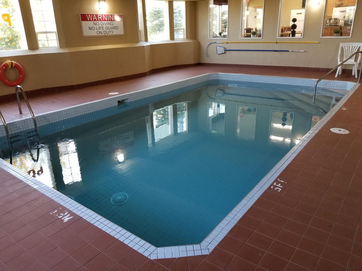 Western Budget Motel West Ред Диър Екстериор снимка