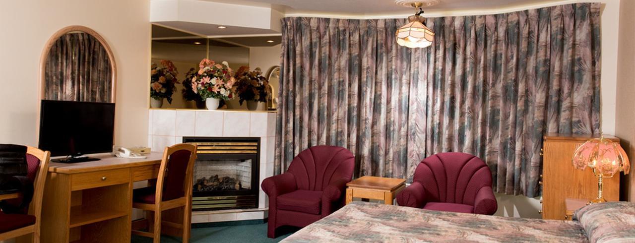 Western Budget Motel West Ред Диър Екстериор снимка